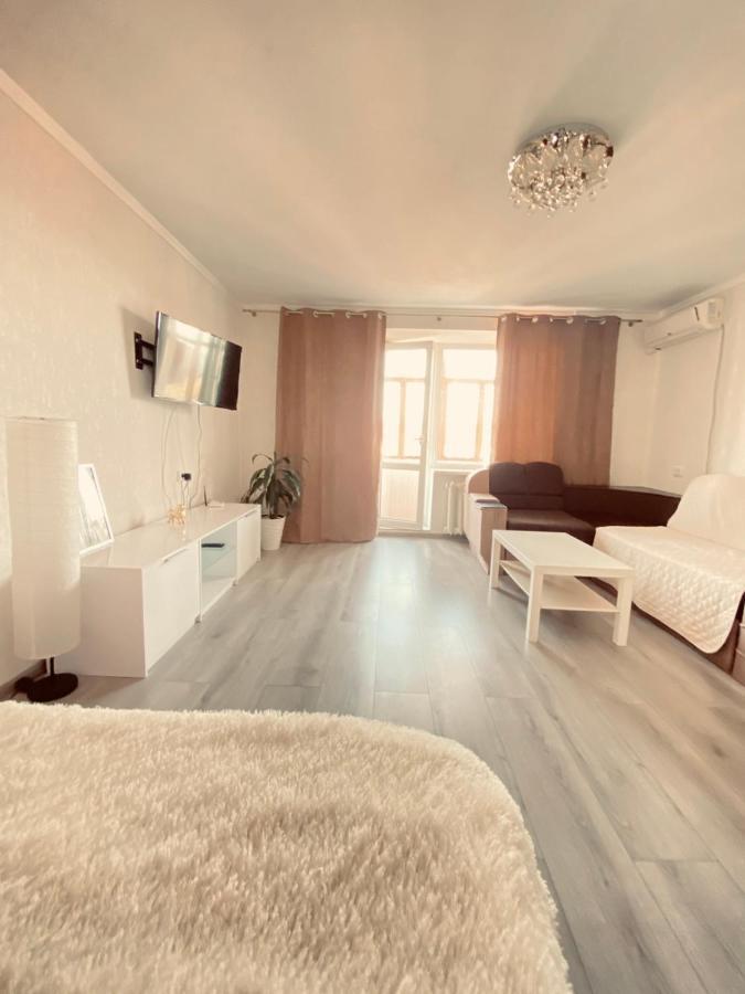 5 Minutes To The City Center Mykolaiv Exterior photo